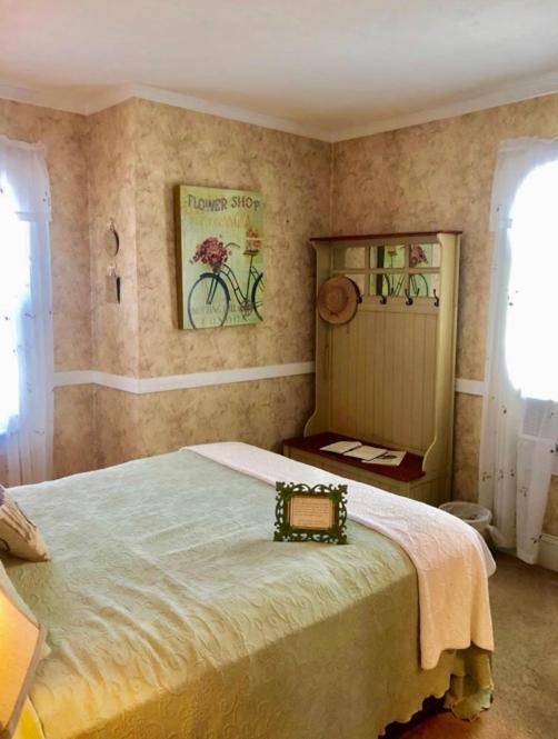 צ'ינקוטיג Miss Molly'S Inn מראה חיצוני תמונה