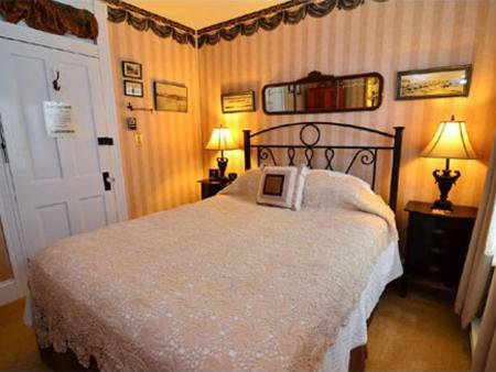 צ'ינקוטיג Miss Molly'S Inn מראה חיצוני תמונה
